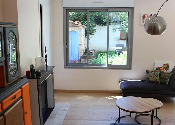 Charmante Maison De Avec Jardin Quartier Prebendes شقة